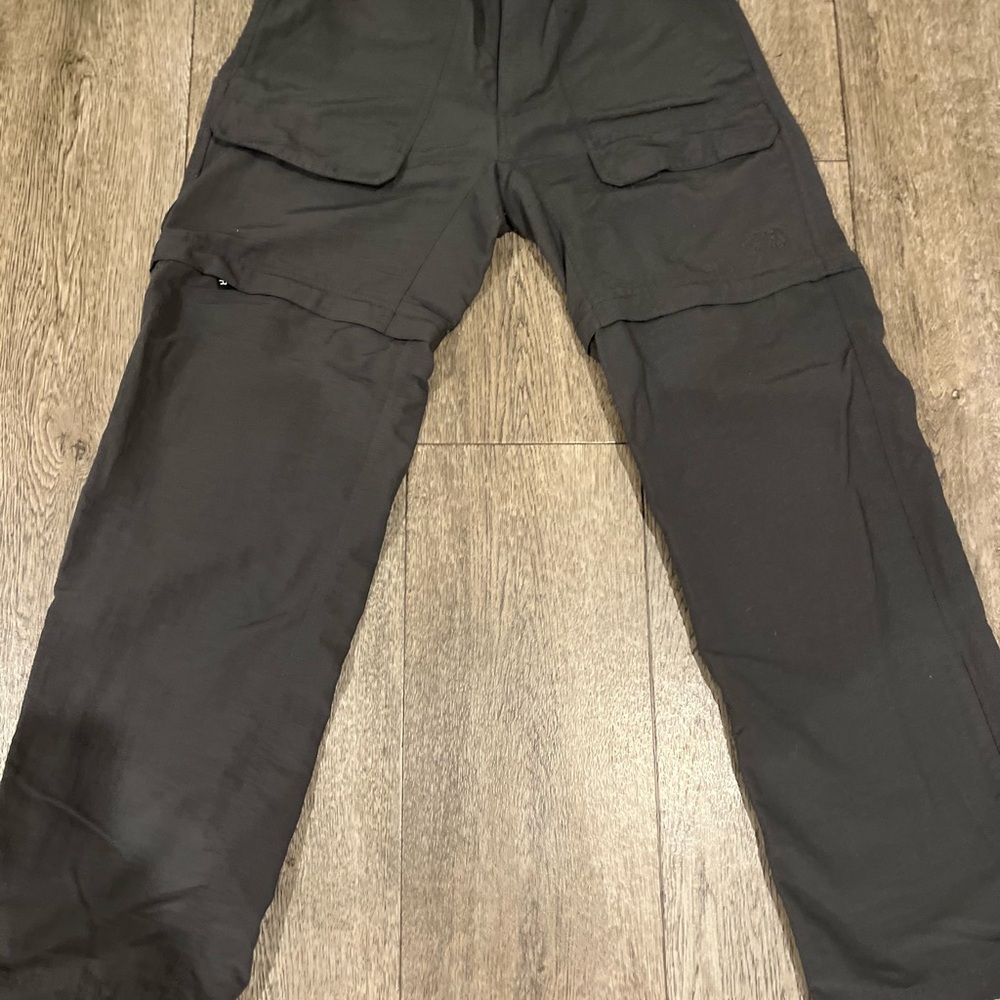 The North Face Men’s SP Dark Gray Cargo Pants